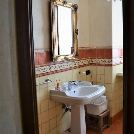 1816 Bed and Breakfast